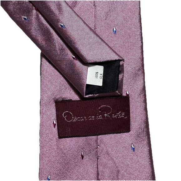 OSCAR DE LA RENTA MENS MAUVE DIAMOND PRINT 100% SILK MENS TIE 3.5 x 57.5 in - Picture 1 of 4